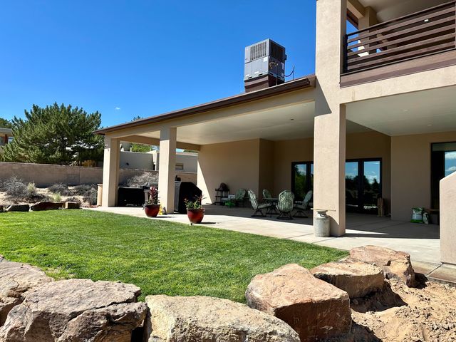 30 Vereda De Chapparal, Corrales, NM 87048