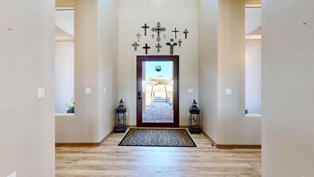 30 Vereda De Chapparal, Corrales, NM 87048