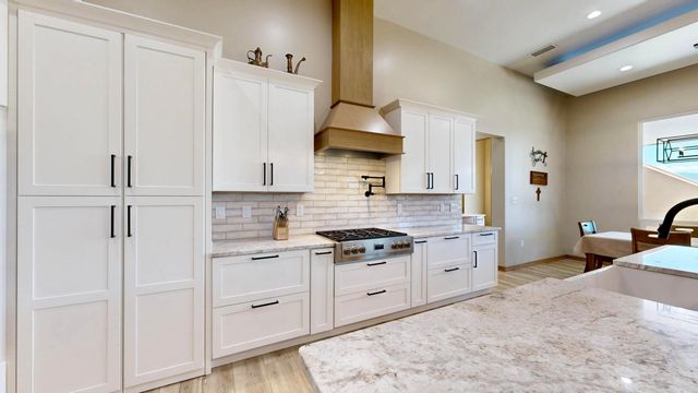 30 Vereda De Chapparal, Corrales, NM 87048