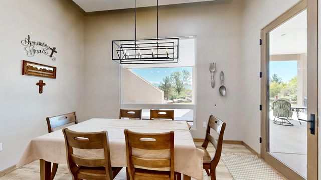 30 Vereda De Chapparal, Corrales, NM 87048