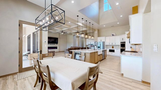 30 Vereda De Chapparal, Corrales, NM 87048