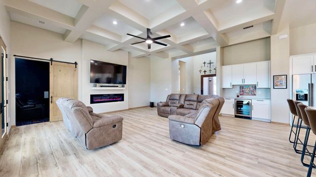 30 Vereda De Chapparal, Corrales, NM 87048