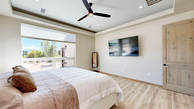 30 Vereda De Chapparal, Corrales, NM 87048