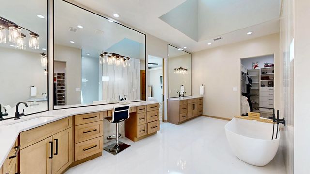 30 Vereda De Chapparal, Corrales, NM 87048