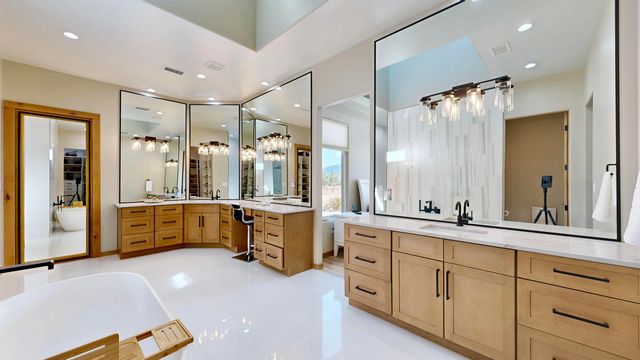 30 Vereda De Chapparal, Corrales, NM 87048