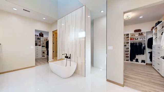 30 Vereda De Chapparal, Corrales, NM 87048