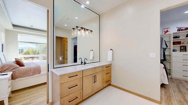 30 Vereda De Chapparal, Corrales, NM 87048