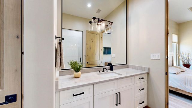 30 Vereda De Chapparal, Corrales, NM 87048