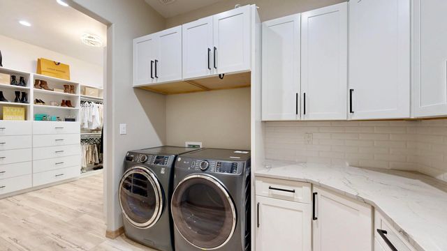 30 Vereda De Chapparal, Corrales, NM 87048