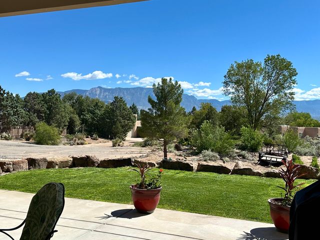30 Vereda De Chapparal, Corrales, NM 87048
