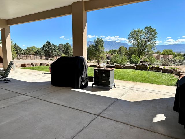 30 Vereda De Chapparal, Corrales, NM 87048