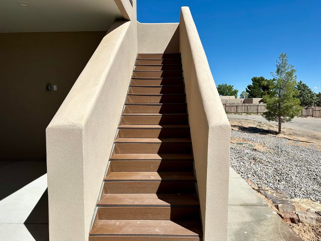 30 Vereda De Chapparal, Corrales, NM 87048