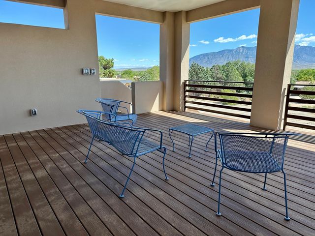 30 Vereda De Chapparal, Corrales, NM 87048