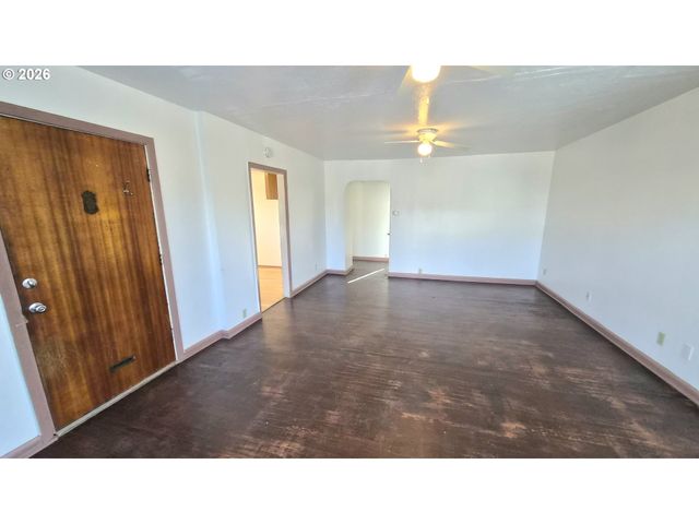 8816 Se LAFAYETTE St, Portland, OR 97266