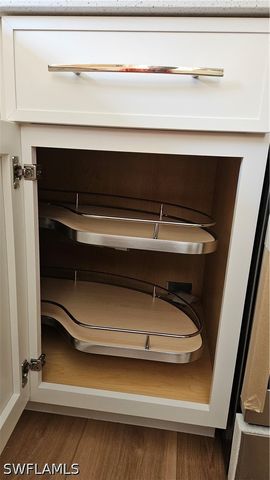 301 6th AVE S D, Naples, FL 34102