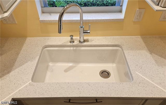 301 6th AVE S D, Naples, FL 34102