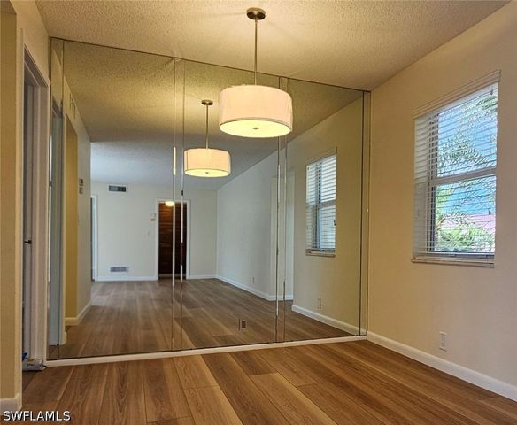 301 6th AVE S D, Naples, FL 34102