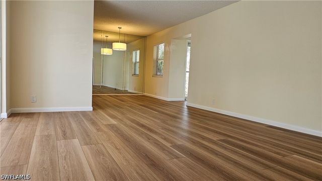 301 6th AVE S D, Naples, FL 34102