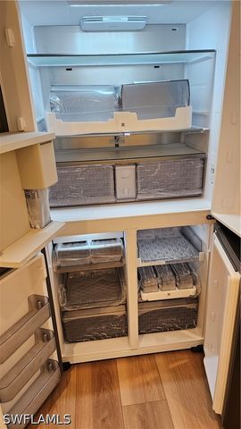 301 6th AVE S D, Naples, FL 34102