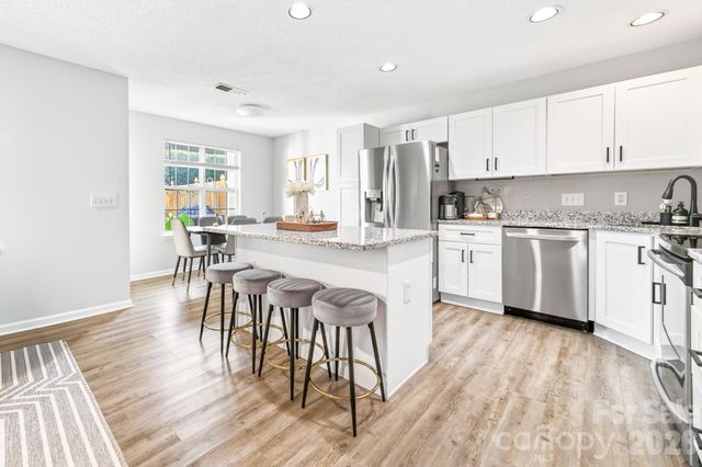 9712 Elizabeth Townes Lane, Charlotte, NC 28277