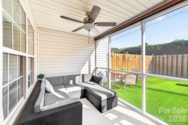 9712 Elizabeth Townes Lane, Charlotte, NC 28277