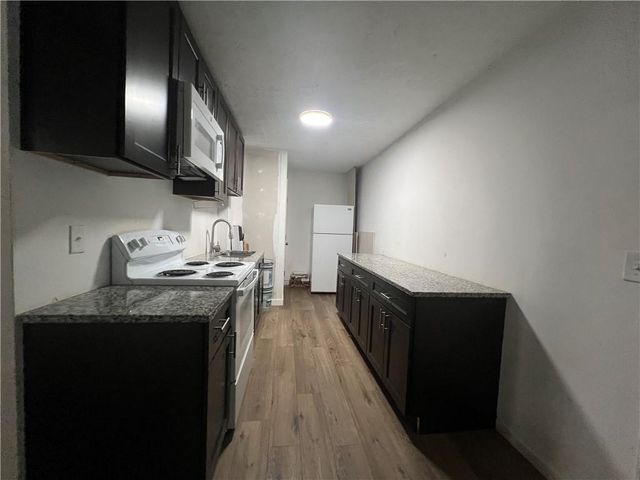 418 Summer Hill Circle, Stockbridge, GA 30281