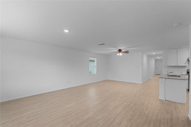 2633 Winterfell St, Corpus Christi, TX 78415