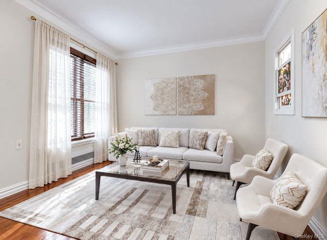 43-01 46th St 4-A, Sunnyside, NY 11104