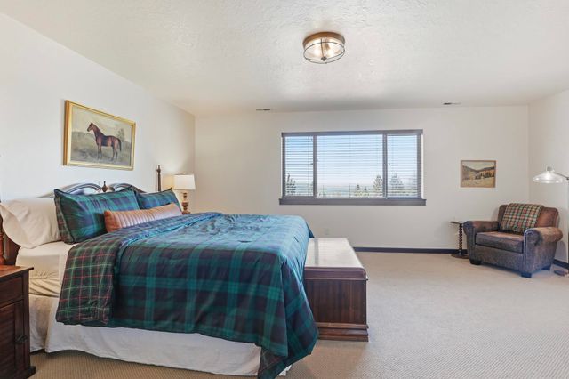 5916 S Lochsa Ln, Spokane, WA 99206