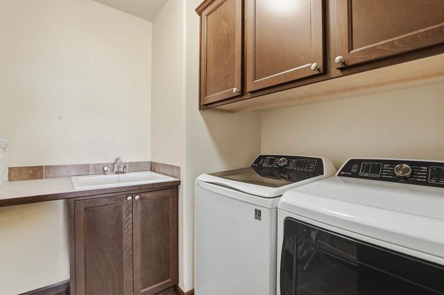 5916 S Lochsa Ln, Spokane, WA 99206