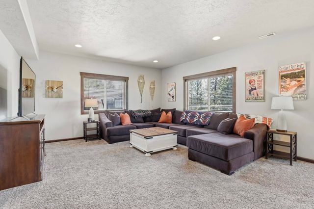 5916 S Lochsa Ln, Spokane, WA 99206