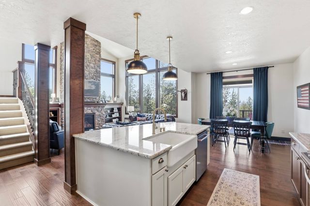 5916 S Lochsa Ln, Spokane, WA 99206