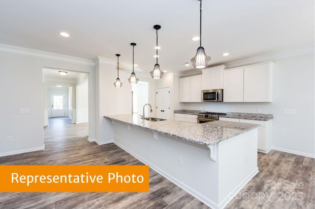 12155 Muscadine Court, Midland, NC 28107