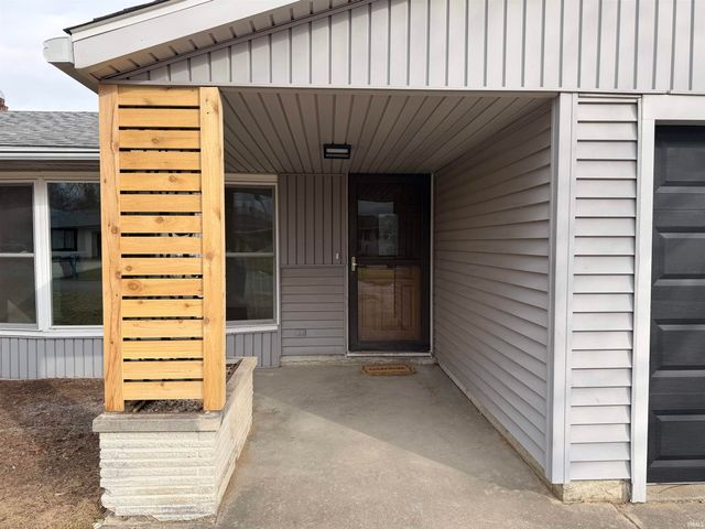 1503 Glencoe Boulevard, New Haven, IN 46774