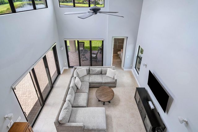16884 Strasbourg Lane, Delray Beach, FL 33446