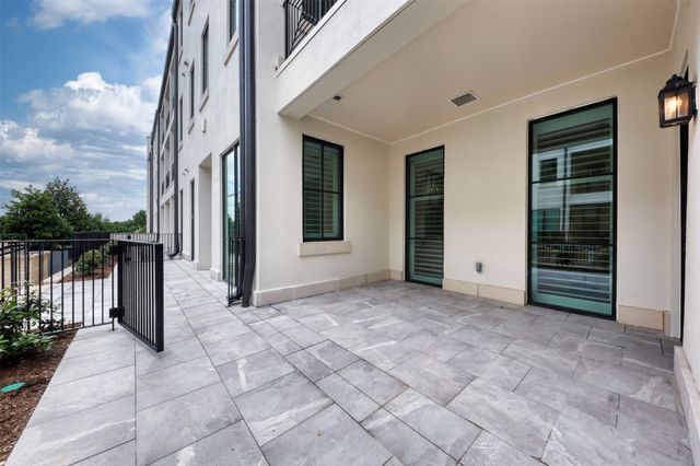 5270 Town and Country Boulevard 111, Frisco, TX 75034