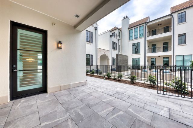 5270 Town and Country Boulevard 111, Frisco, TX 75034