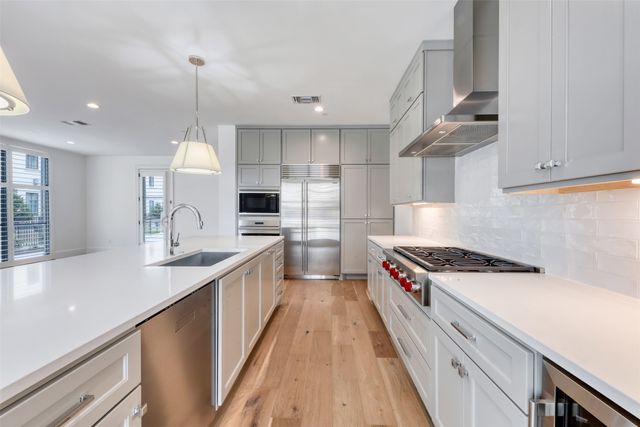 5270 Town and Country Boulevard 111, Frisco, TX 75034
