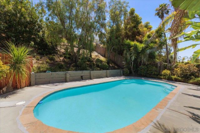 2337 Fallingleaf, Oceanside, CA 92056