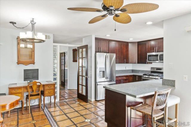2337 Fallingleaf, Oceanside, CA 92056