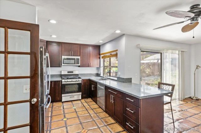 2337 Fallingleaf, Oceanside, CA 92056