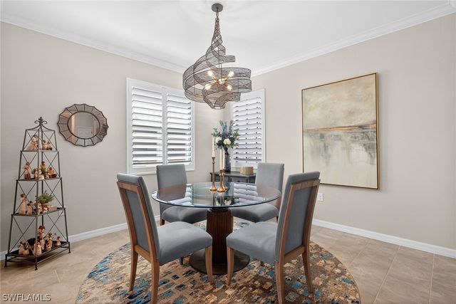 2387 Anguilla DR 202, Naples, FL 34120