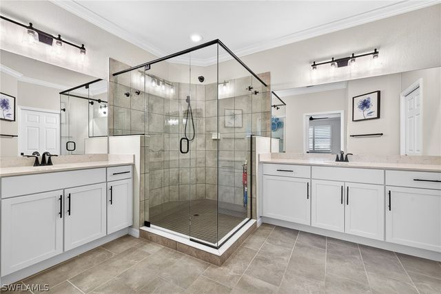 2387 Anguilla DR 202, Naples, FL 34120