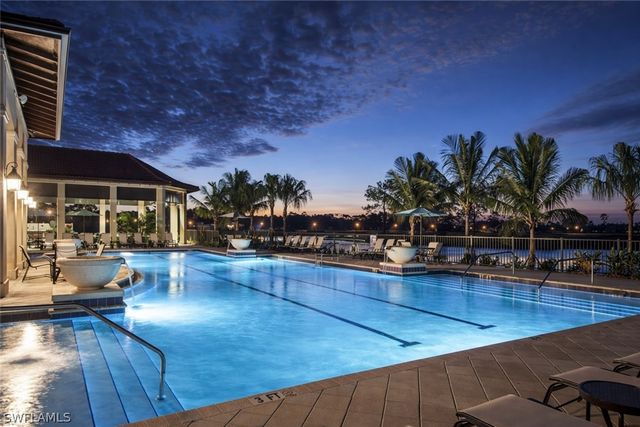 2387 Anguilla DR 202, Naples, FL 34120