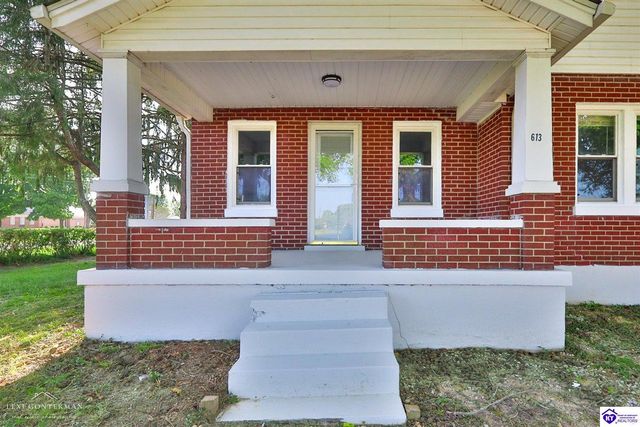 613 N Lincoln Boulevard, Hodgenville, KY 42748