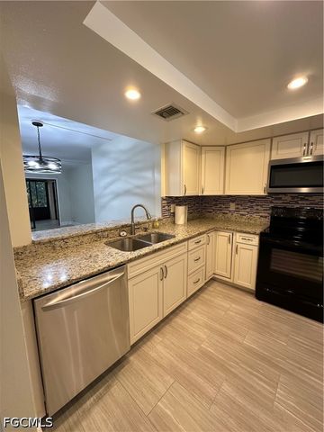 6136 Whiskey Creek DR 503, Fort Myers, FL 33919