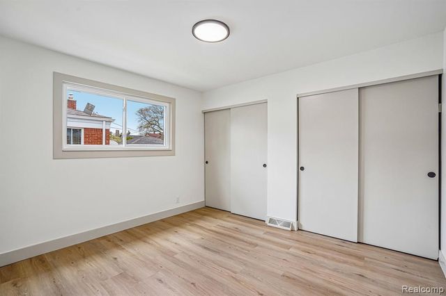13019 Stanley Drive, Warren, MI 48088
