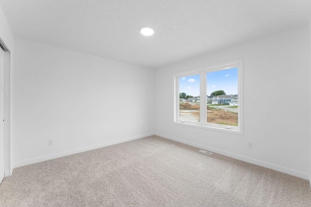 4864 Noble Drive NW, Rochester, MN 55901