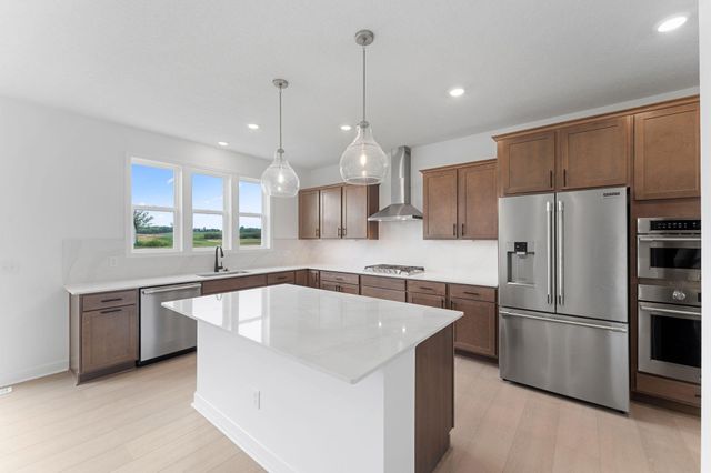 4864 Noble Drive NW, Rochester, MN 55901
