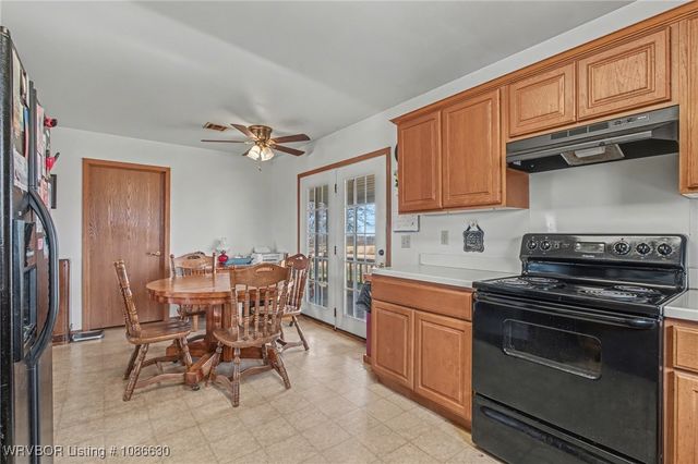 507 W Folsom Boulevard, Pocola, OK 74902